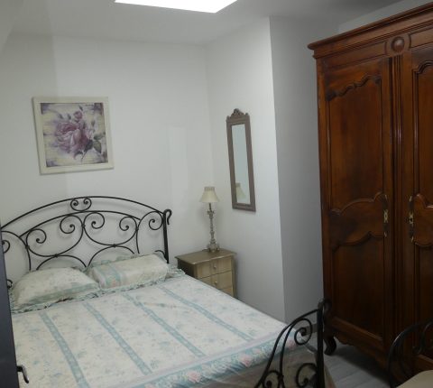 11 Chambre côté rue